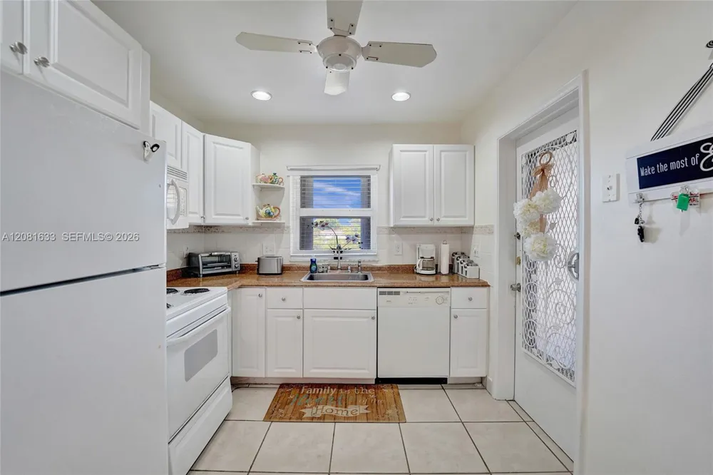 5300 Washington St #V308 Hollywood, FL 33021