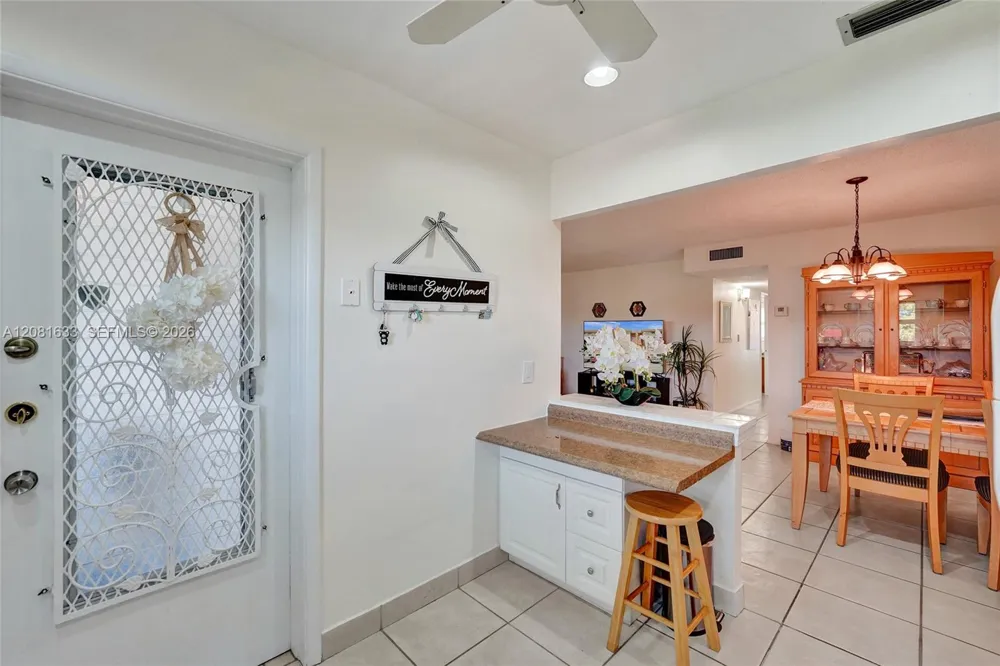 5300 Washington St #V308 Hollywood, FL 33021