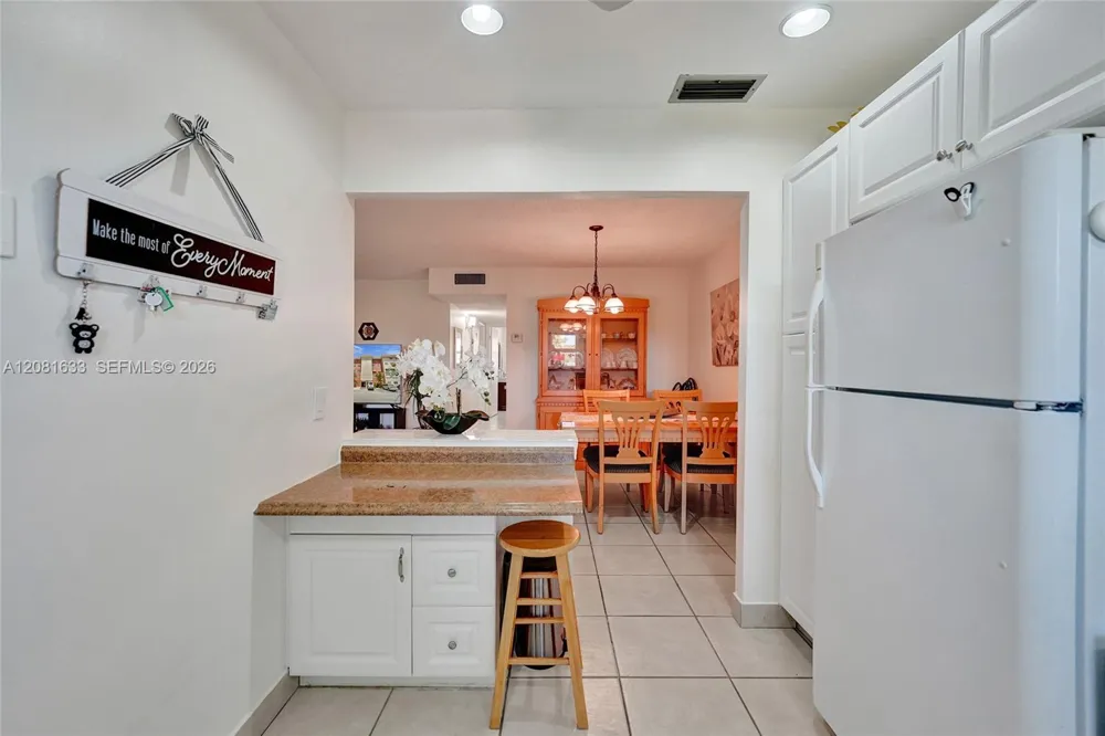 5300 Washington St #V308 Hollywood, FL 33021