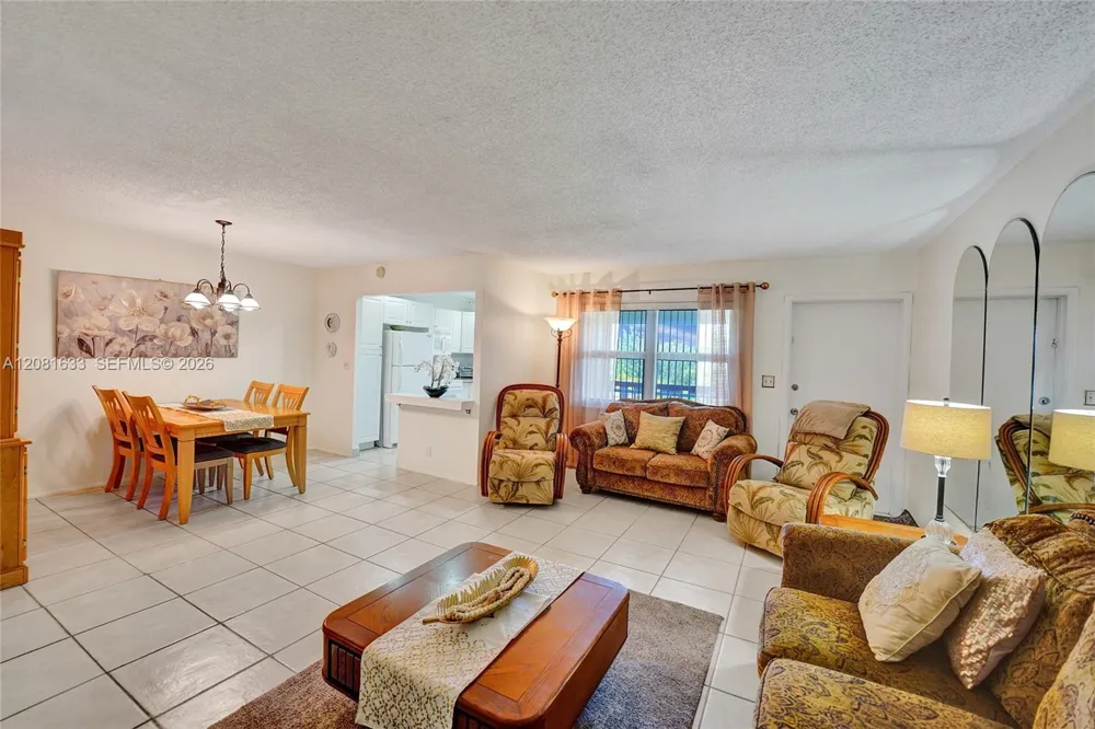 5300 Washington St #V308 Hollywood, FL 33021