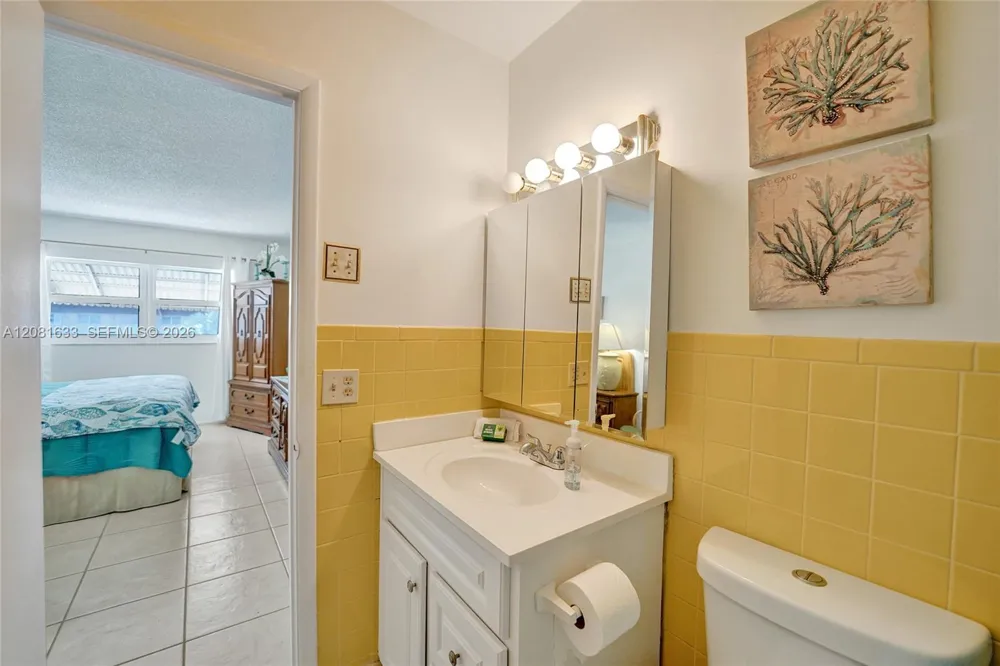5300 Washington St #V308 Hollywood, FL 33021