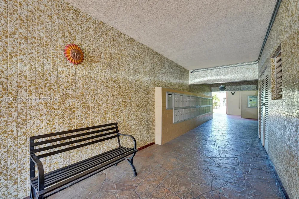 5300 Washington St #V308 Hollywood, FL 33021