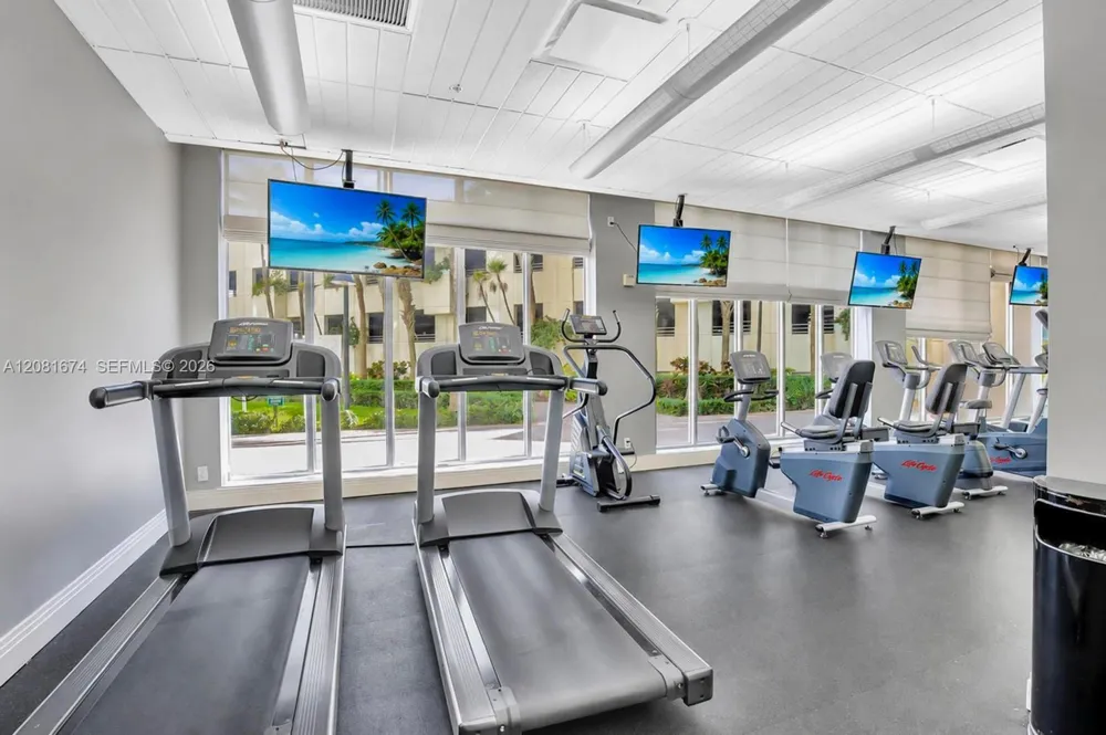 3801 S Ocean Dr #8A Hollywood, FL 33019