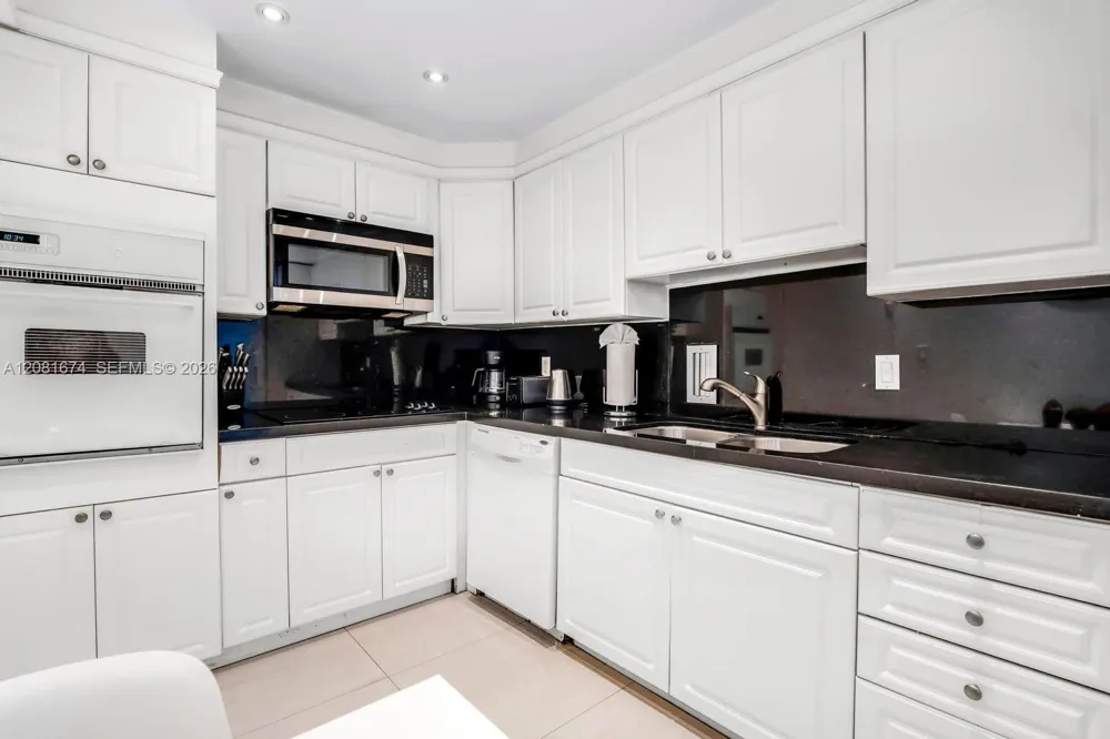 3801 S Ocean Dr #8A Hollywood, FL 33019