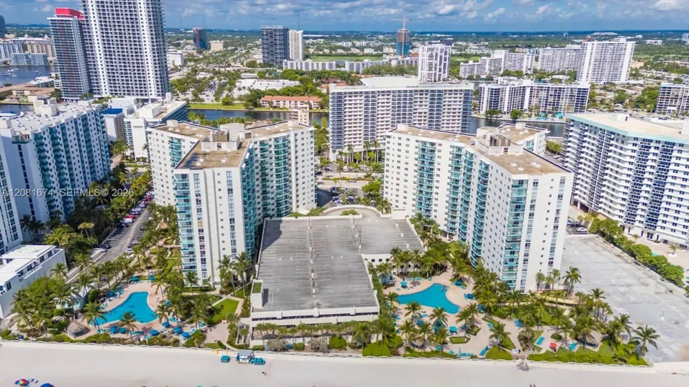 3801 S Ocean Dr #8A Hollywood, FL 33019