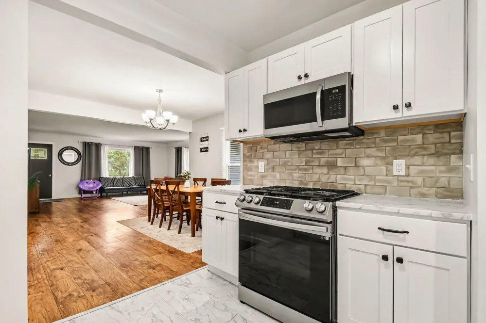 4833 Wakefield Avenue NE Plainfield Charter Township, MI 49321