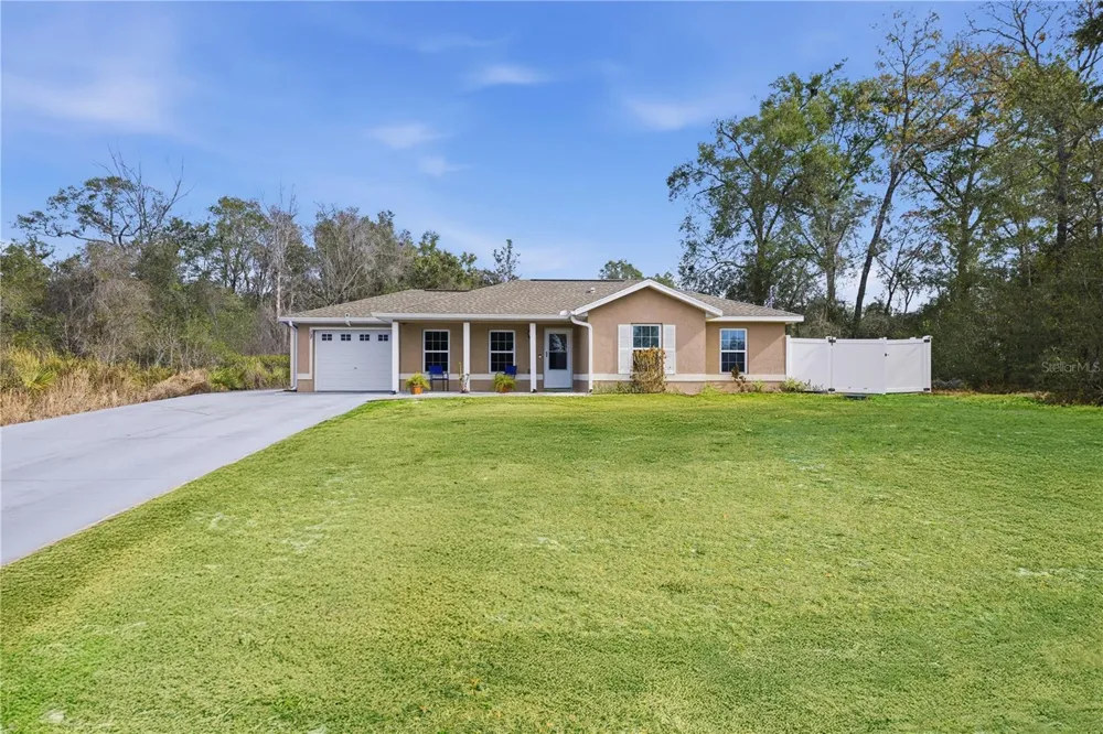 157 SPRUCE ROAD ocala, FL 34472