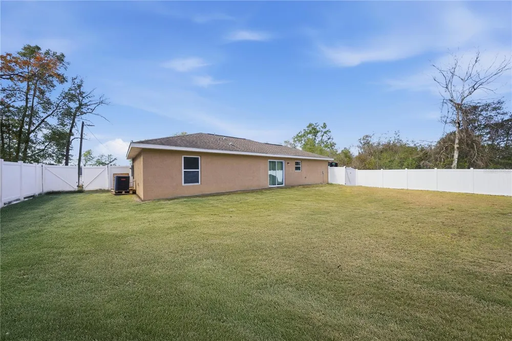 157 SPRUCE ROAD ocala, FL 34472