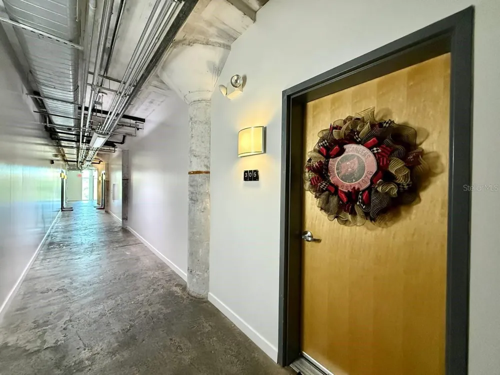 101 12TH STREET #305 Tampa, FL 33602