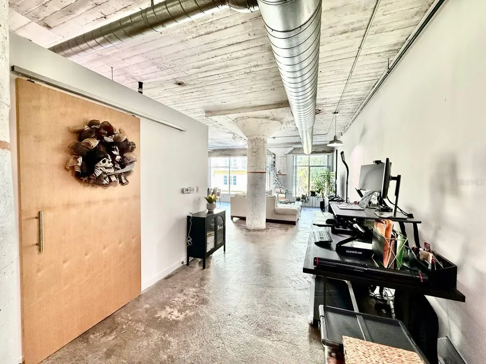 101 12TH STREET #305 Tampa, FL 33602
