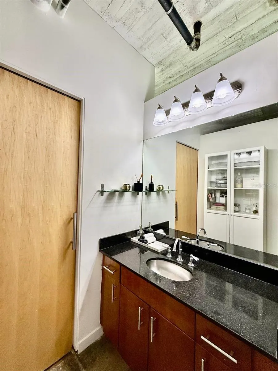 101 12TH STREET #305 Tampa, FL 33602