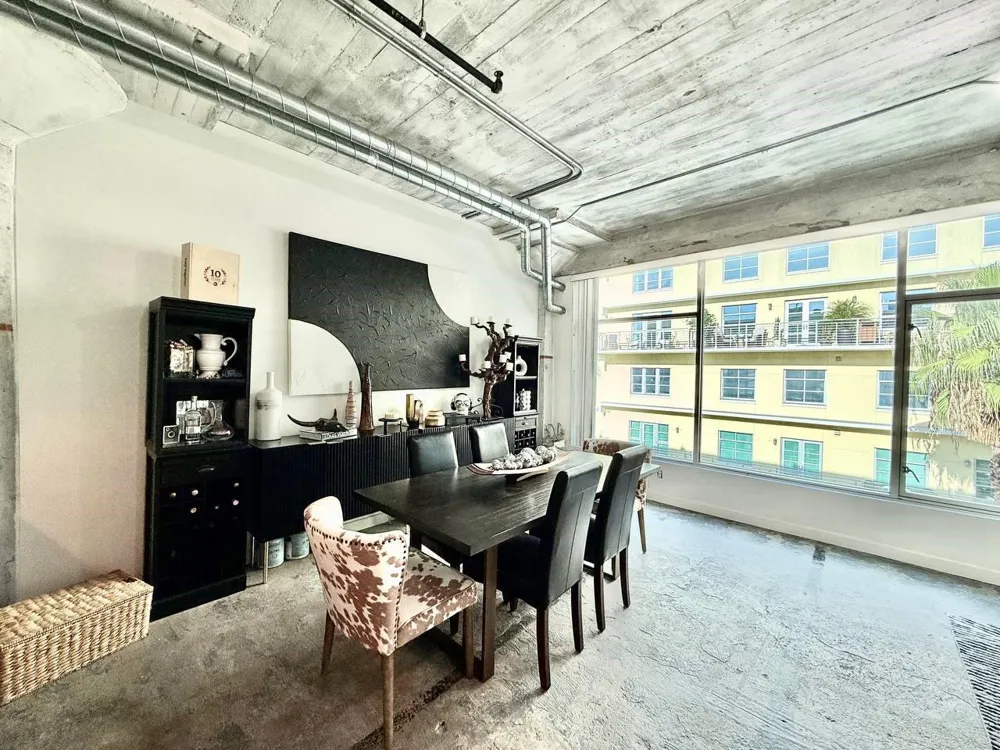 101 12TH STREET #305 Tampa, FL 33602