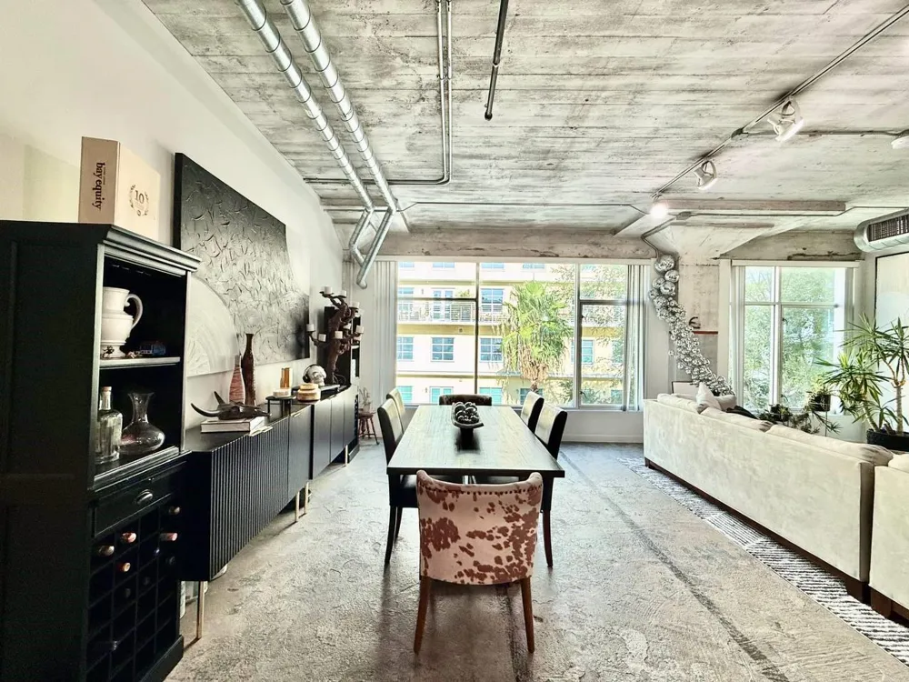 101 12TH STREET #305 Tampa, FL 33602