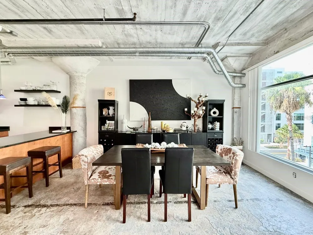 101 12TH STREET #305 Tampa, FL 33602