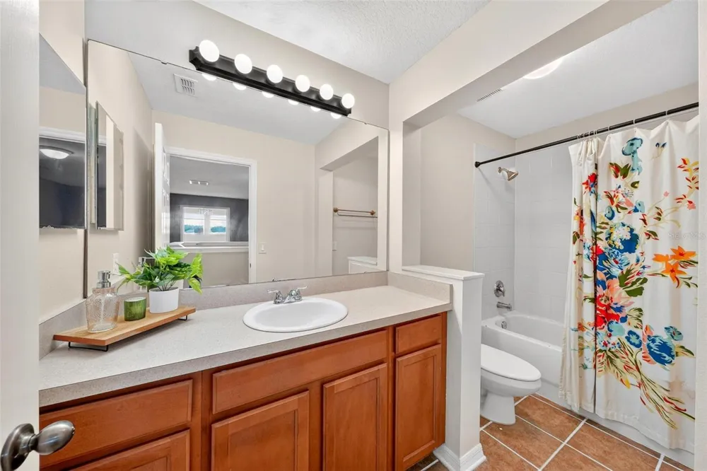 13356 PHOENIX DRIVE Orlando, FL 32828