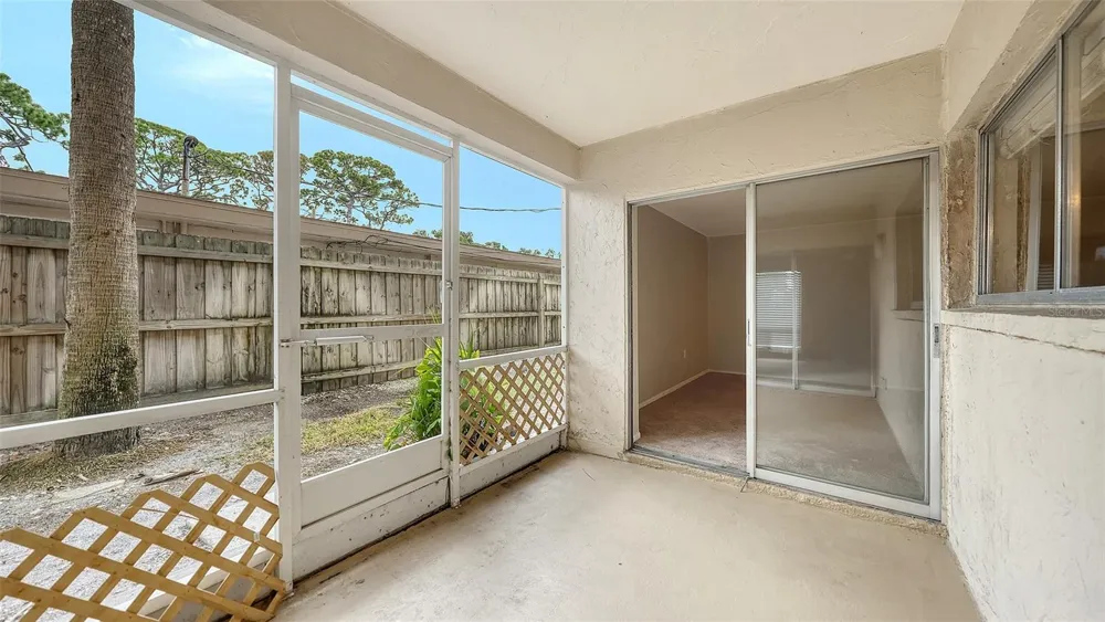 2121 WOOD STREET #A103 Sarasota, FL 34237