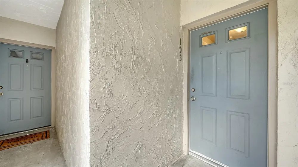 2121 WOOD STREET #A103 Sarasota, FL 34237