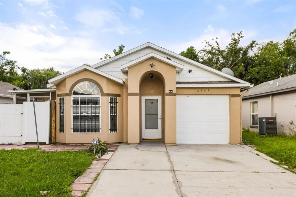 2501 DAFFADIL TERRACE Sanford, FL 32771