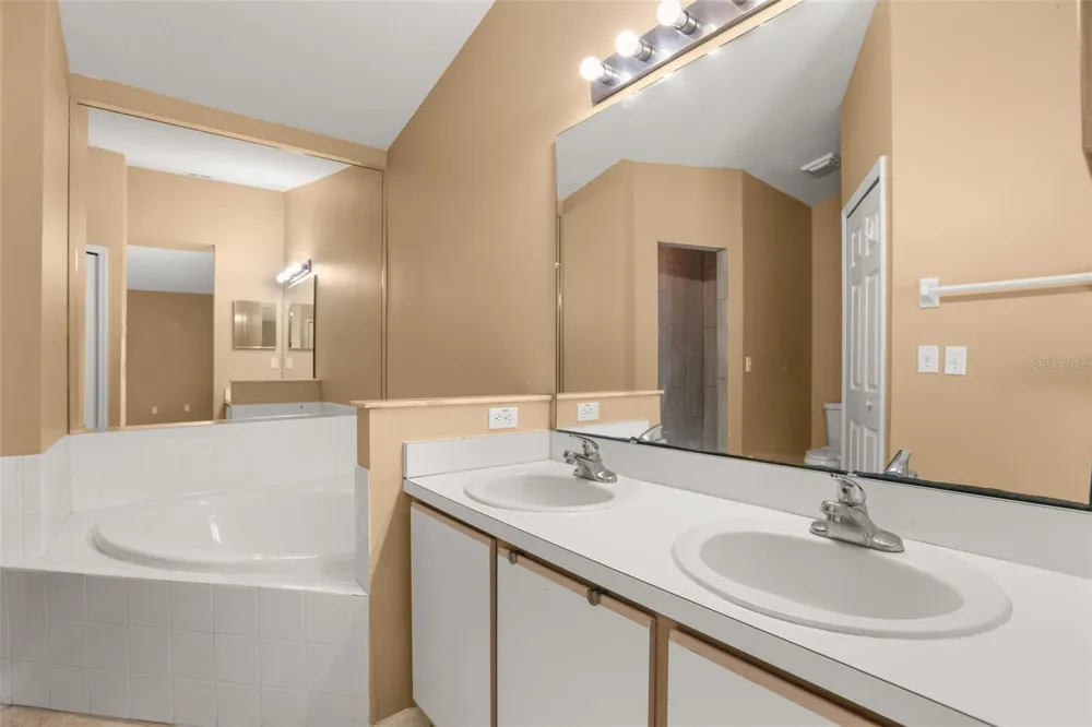 2501 DAFFADIL TERRACE Sanford, FL 32771