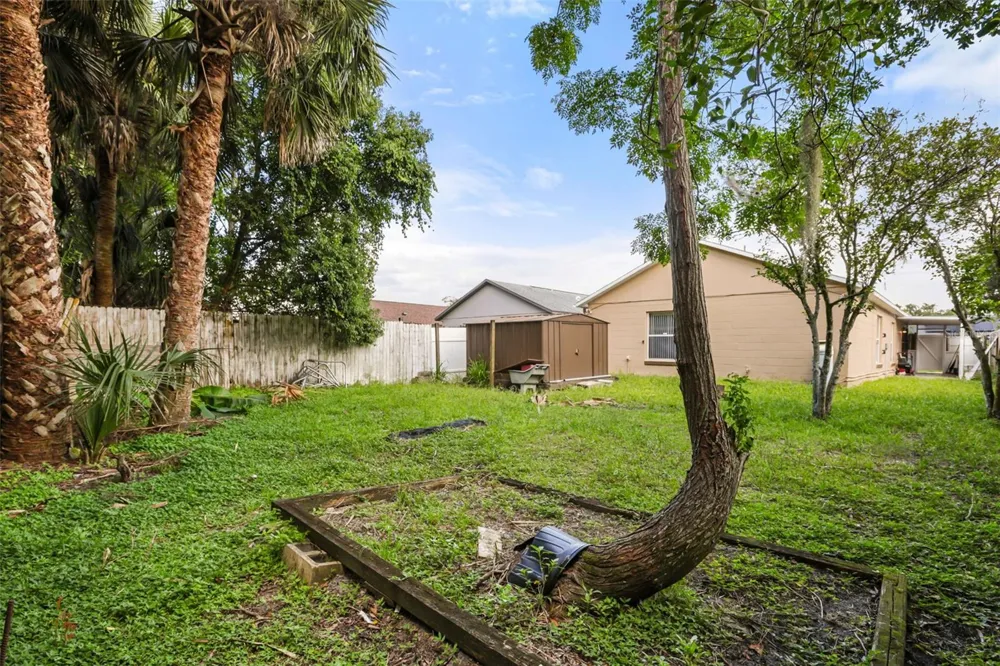 2501 DAFFADIL TERRACE Sanford, FL 32771