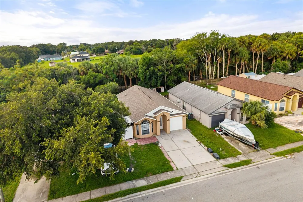 2501 DAFFADIL TERRACE Sanford, FL 32771