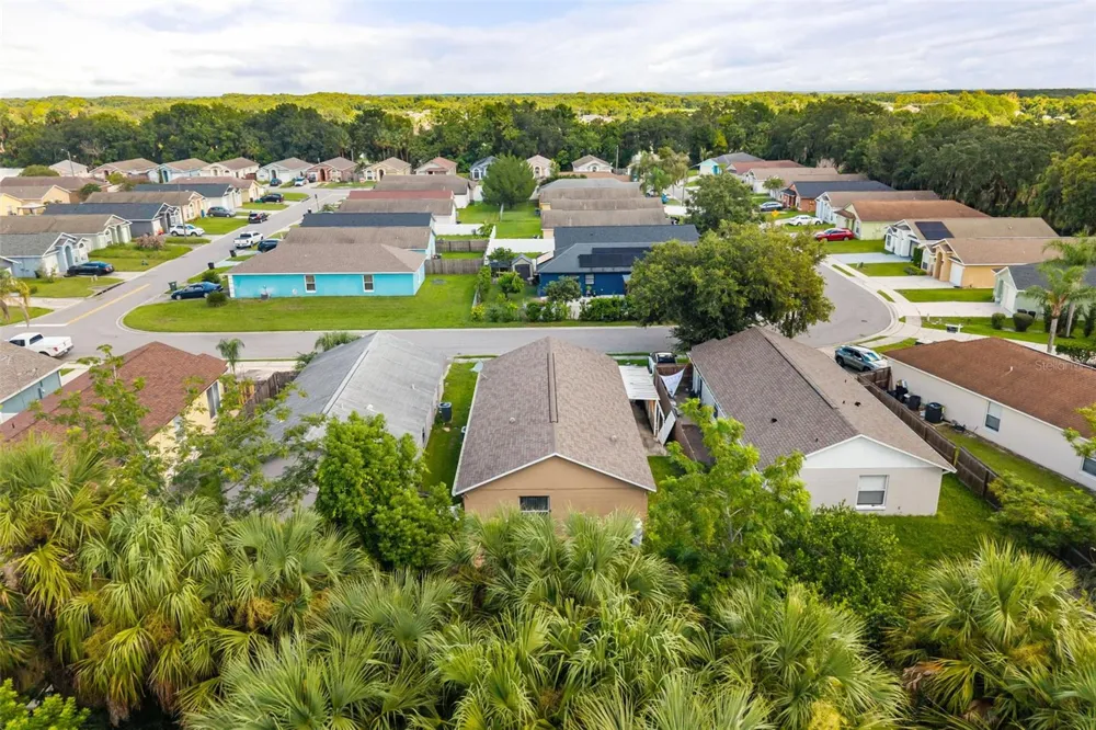 2501 DAFFADIL TERRACE Sanford, FL 32771