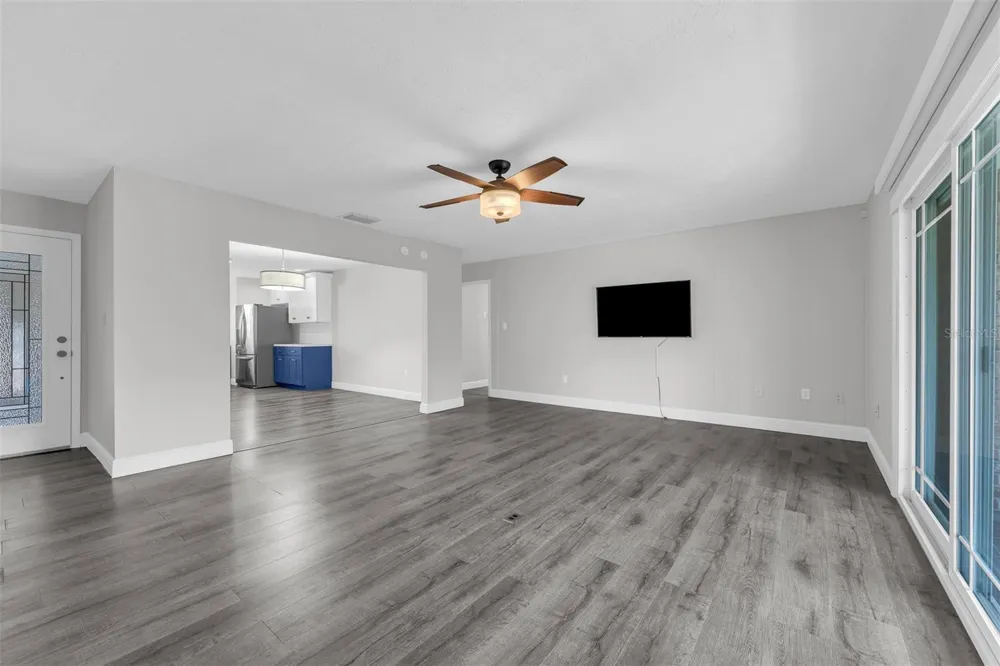4214 LAKE UNDERHILL ROAD #C Orlando, FL 32803