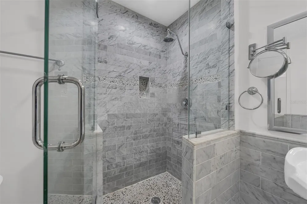 4214 LAKE UNDERHILL ROAD #C Orlando, FL 32803