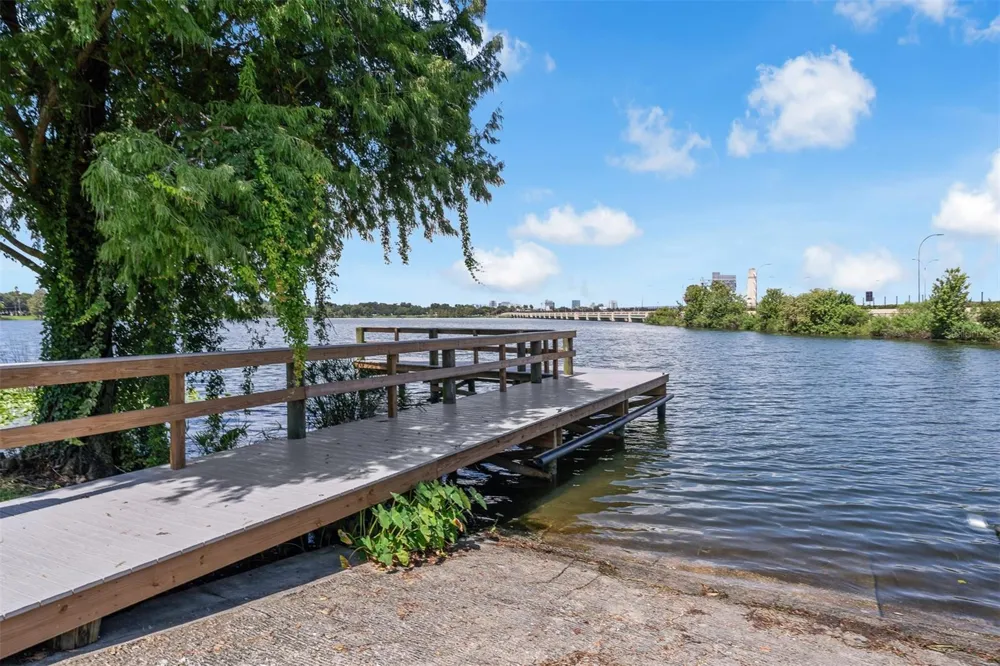 4214 LAKE UNDERHILL ROAD #C Orlando, FL 32803