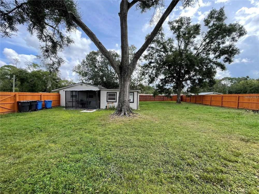 7614 ALVINA STREET Tampa, FL 33625