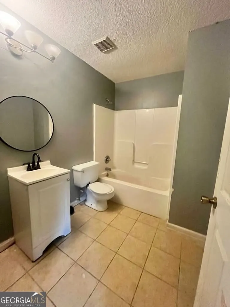 460 Elm ST Macon, GA 31201