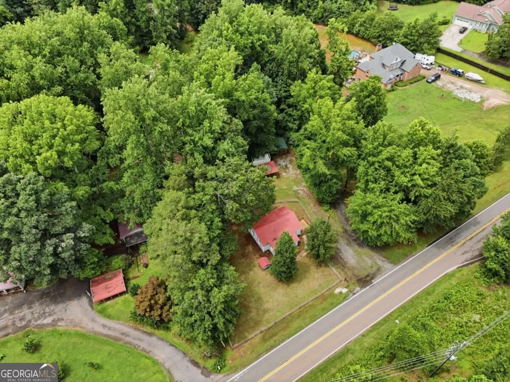 6815 Bannister RD Cumming, GA 30028