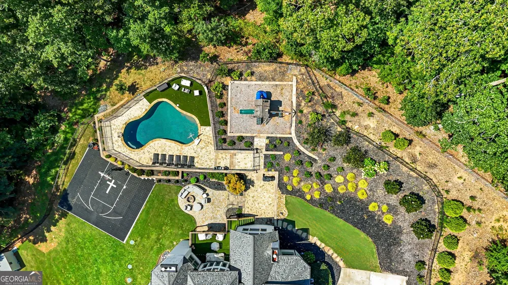 376 Lum Crowe RD Roswell, GA 30075