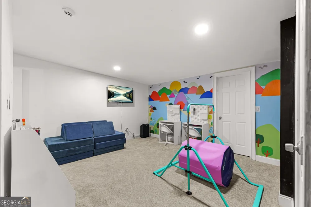376 Lum Crowe RD Roswell, GA 30075