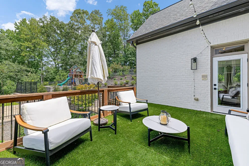 376 Lum Crowe RD Roswell, GA 30075