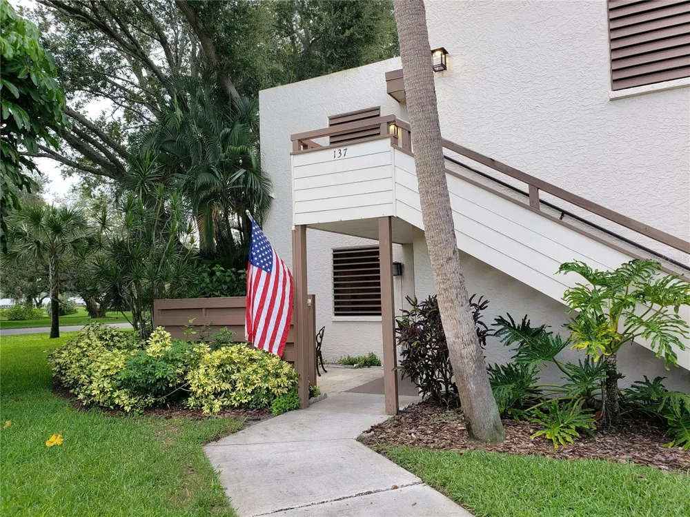 138 PINENEEDLE DRIVE Bradenton, FL 34210