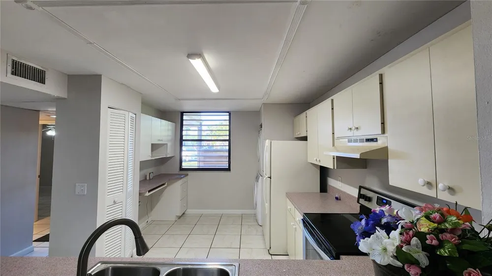 138 PINENEEDLE DRIVE Bradenton, FL 34210