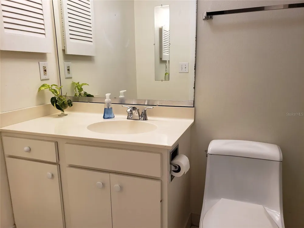 138 PINENEEDLE DRIVE Bradenton, FL 34210