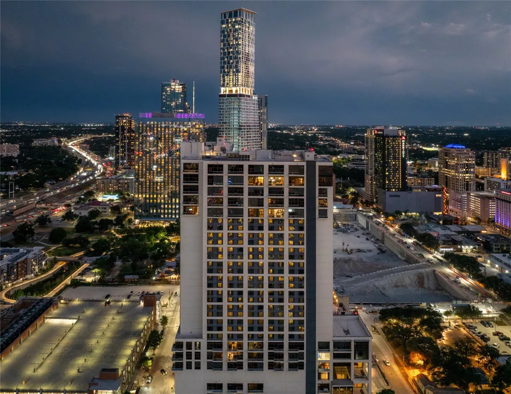 555 E 5th Street #3007 Austin, TX 78701