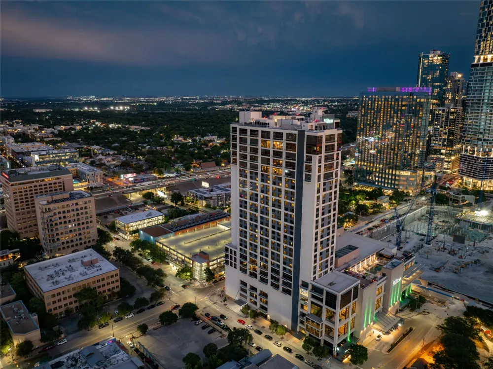 555 E 5th Street #3007 Austin, TX 78701