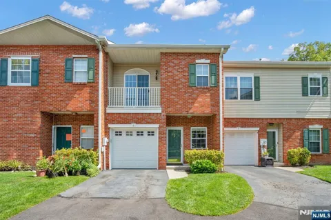 8 Allister Court