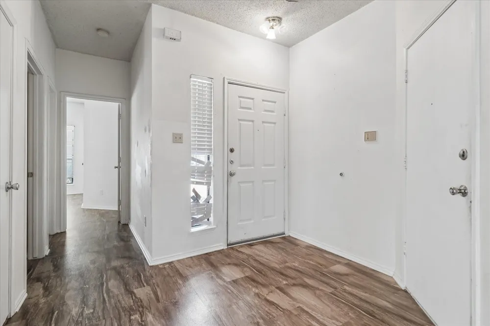 720 Ford Drive Cedar Hill, TX 75104