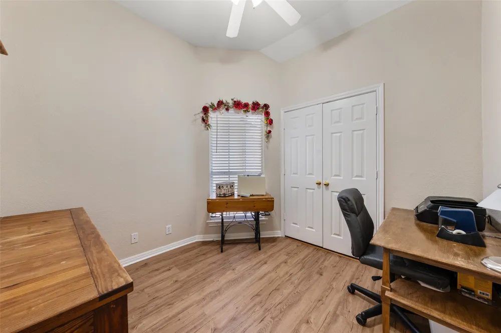 616 Pebble Creek Drive Hewitt, TX 76643