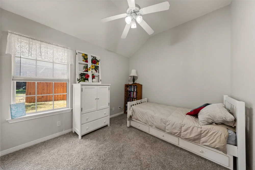 616 Pebble Creek Drive Hewitt, TX 76643