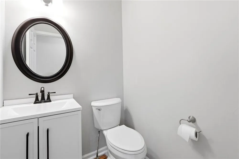 220 Clipper Bay Drive Alpharetta, GA 30005