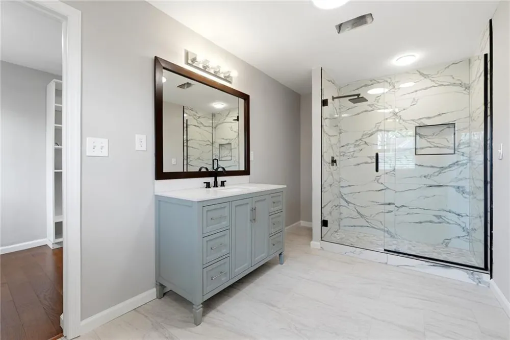 220 Clipper Bay Drive Alpharetta, GA 30005