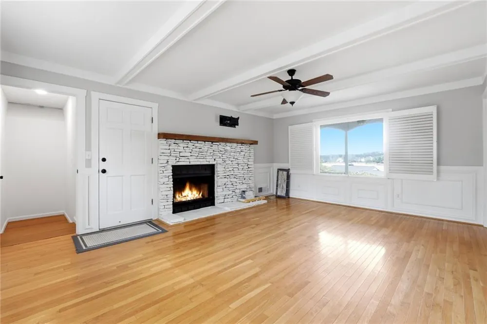 220 Clipper Bay Drive Alpharetta, GA 30005