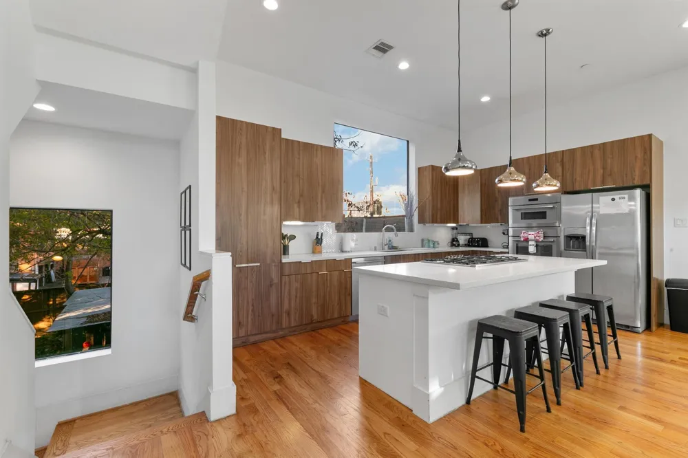 606 Oakley Street Houston, TX 77006