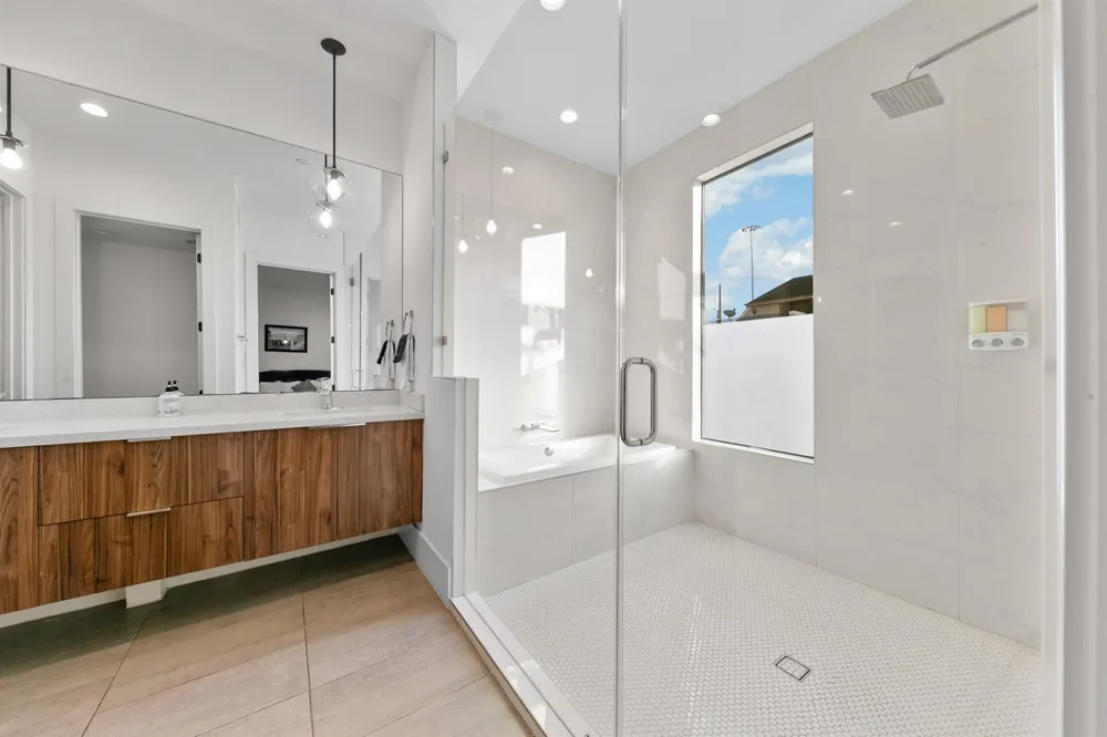 606 Oakley Street Houston, TX 77006