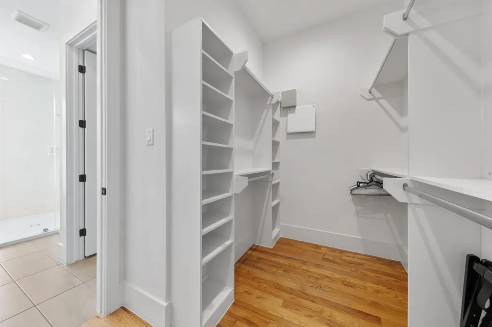 606 Oakley Street Houston, TX 77006